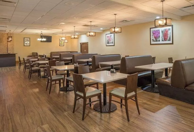 هتل Four Points By Sheraton Orlando International Drive