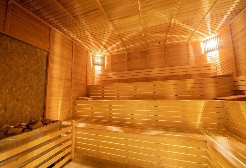 هتل The Norm Collection Door'a