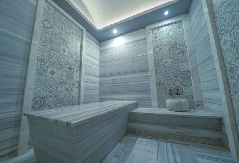 هتل The Norm Collection Door'a