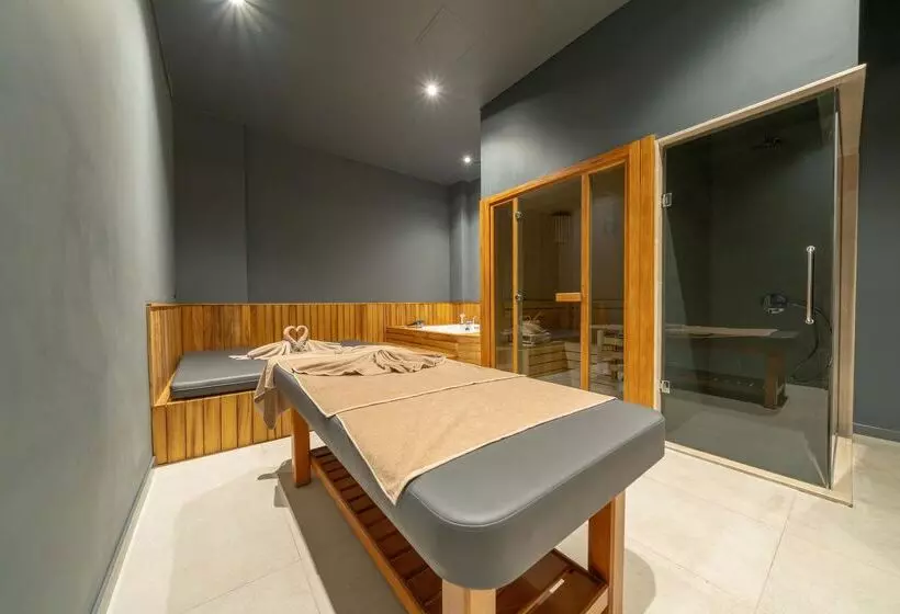 ホテル The Norm Collection Door'a