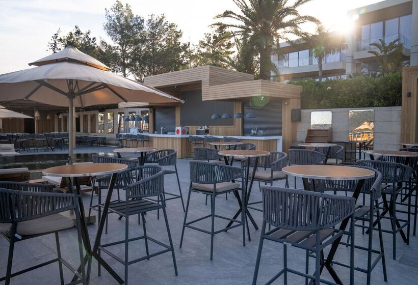 هتل The Norm Collection Door'a