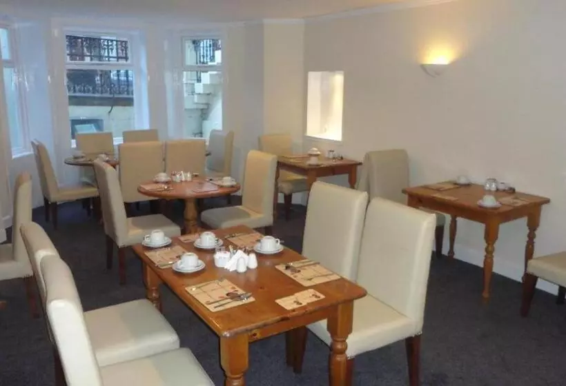 هتل Sandyford Lodge