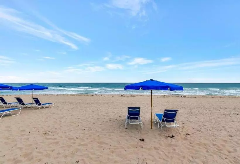 هتل Tideline Palm Beach Ocean Resort And Spa