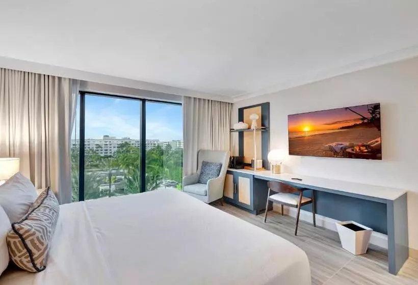 هتل Tideline Palm Beach Ocean Resort And Spa