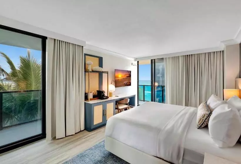 هتل Tideline Palm Beach Ocean Resort And Spa