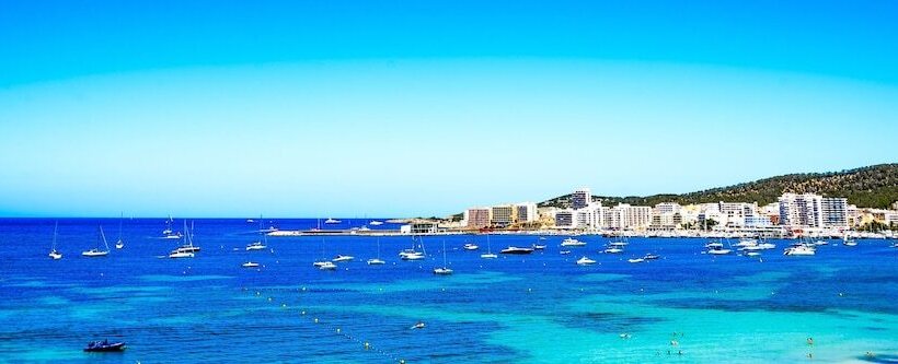 Typic Marina Playa Adults Only