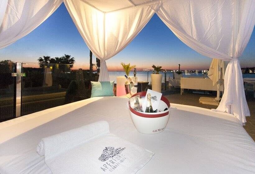 Typic Marina Playa Adults Only