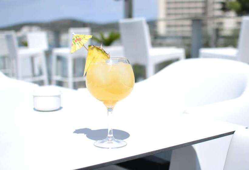 Typic Marina Playa Adults Only