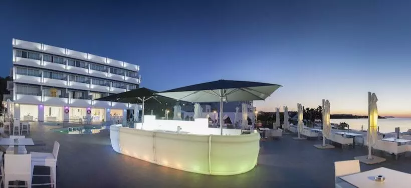 Typic Marina Playa Adults Only