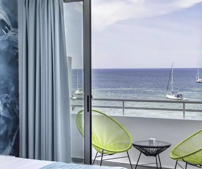 Typic Marina Playa Adults Only