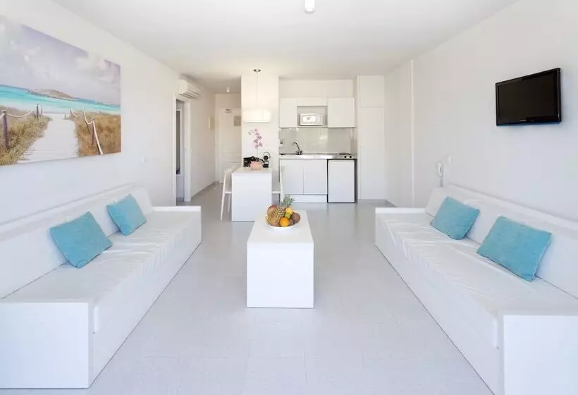 Typic Marina Playa Adults Only