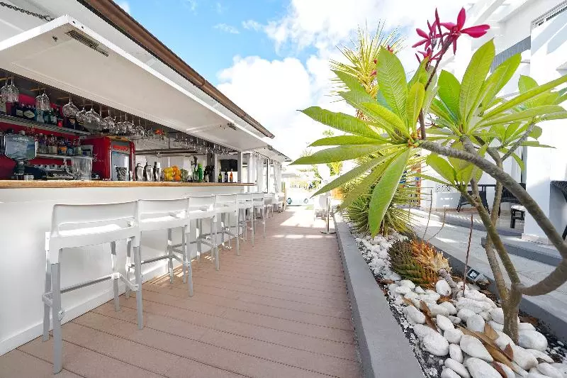 Vista Bonita, Gay and Lesbian Only Resort