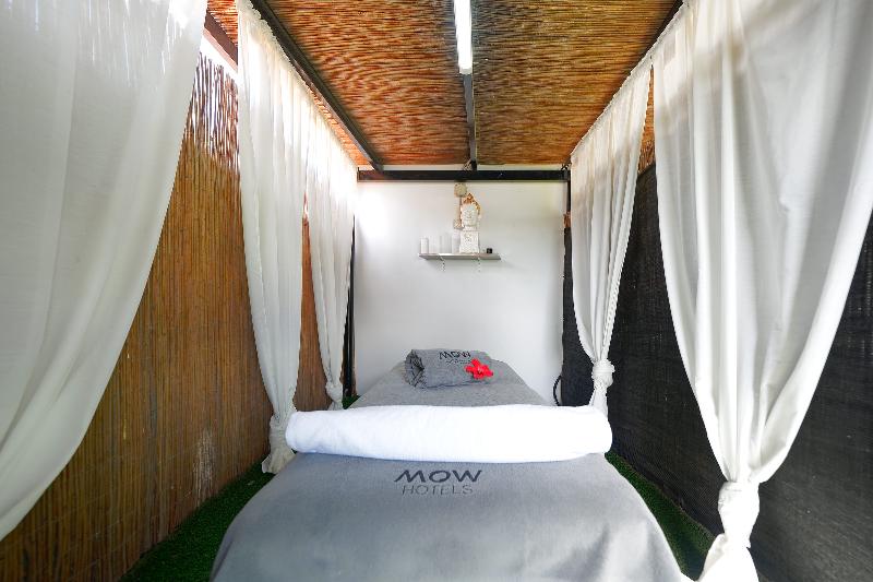 Vista Bonita, Gay and Lesbian Only Resort