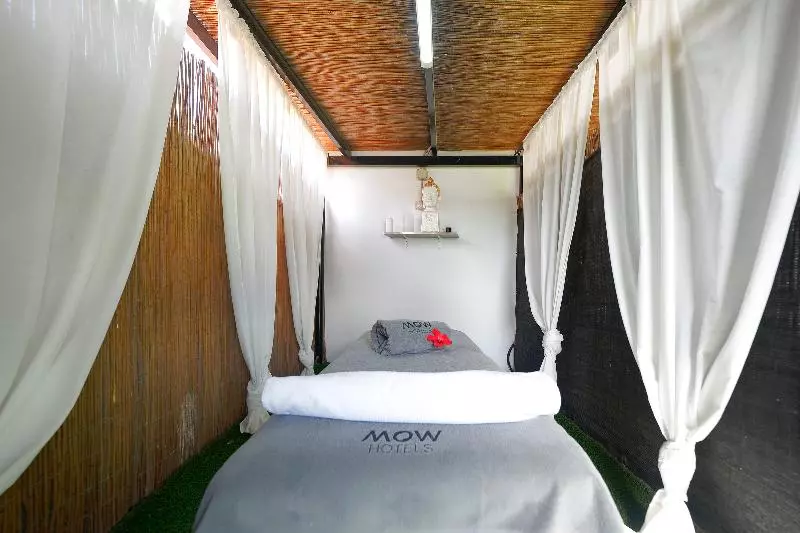 Vista Bonita, Gay and Lesbian Only Resort