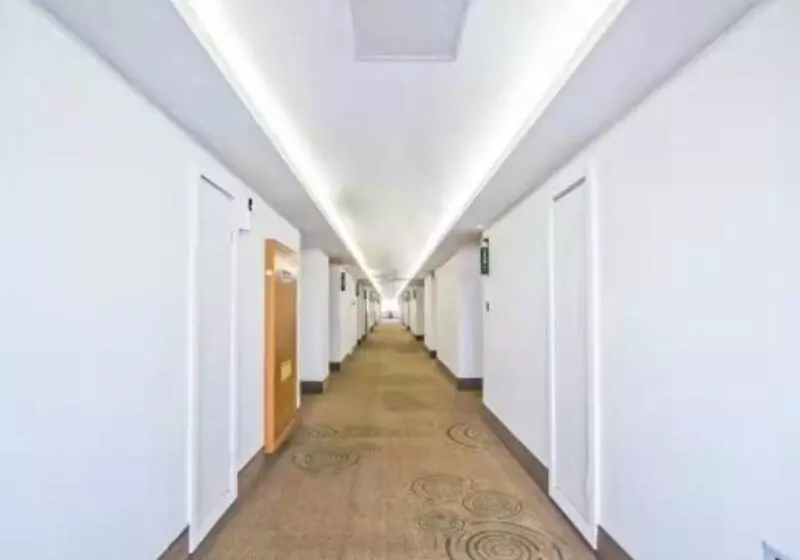 ホテル Greentree Inn Tongxiang Chongfuzhen World Fur Center Branch