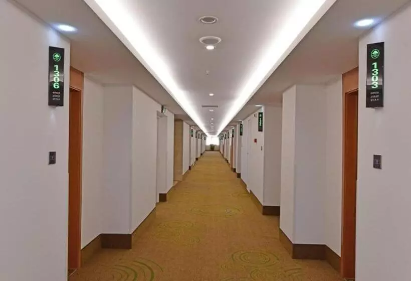 ホテル Greentree Inn Tongxiang Chongfuzhen World Fur Center Branch