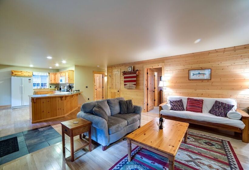 095gs Hot Tub Wifi Pets Ok Sleeps 4