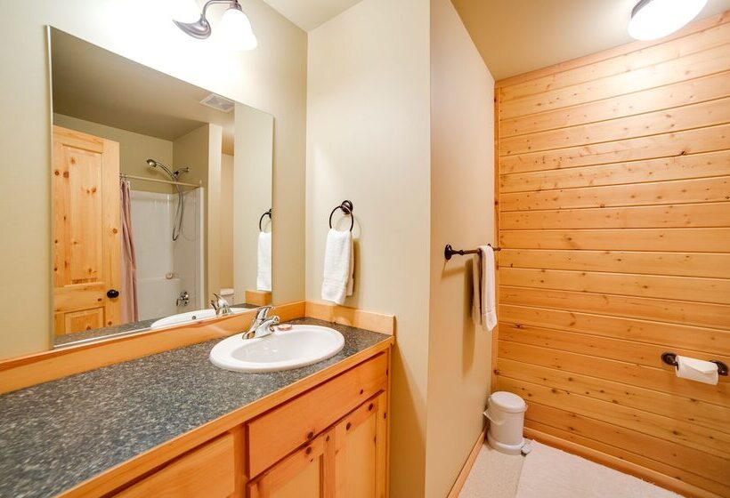 095gs Hot Tub Wifi Pets Ok Sleeps 4