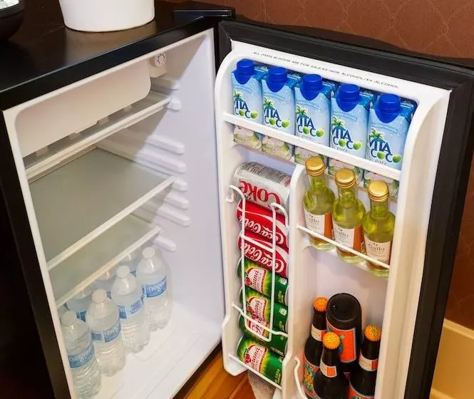 Aamiaismajoitus (B&B) Kara S Kottages @ N. Clarendon St