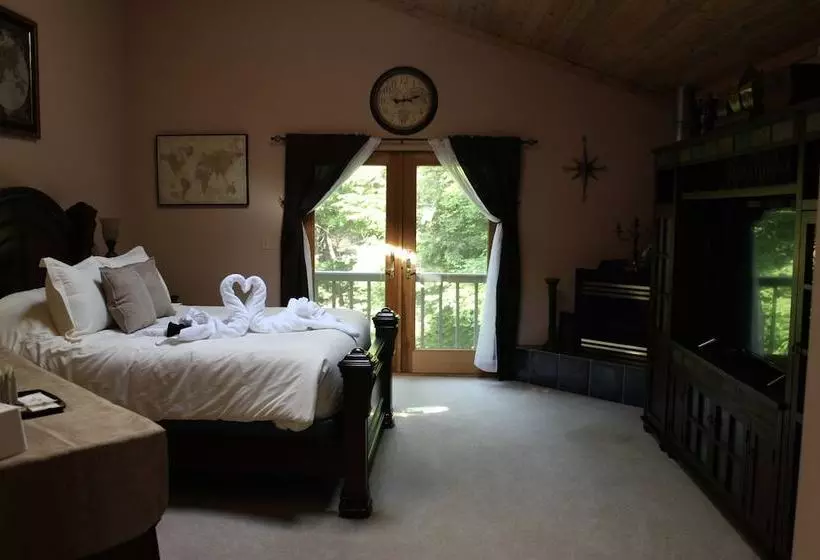 Black Creek Bed And Breakfast