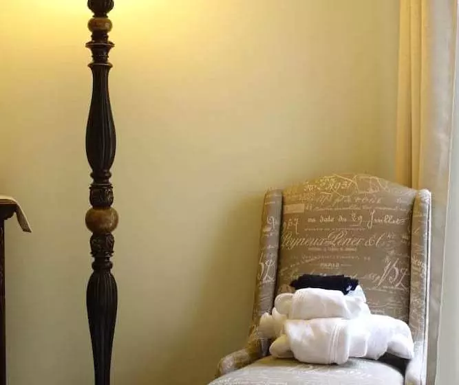 Black Creek Bed And Breakfast