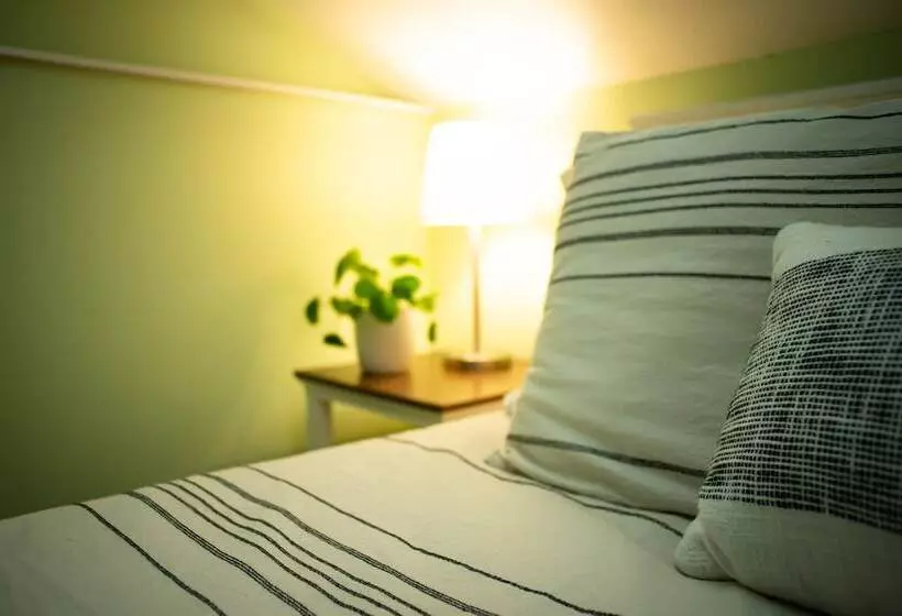 Black Walnut Bed And Breakfast