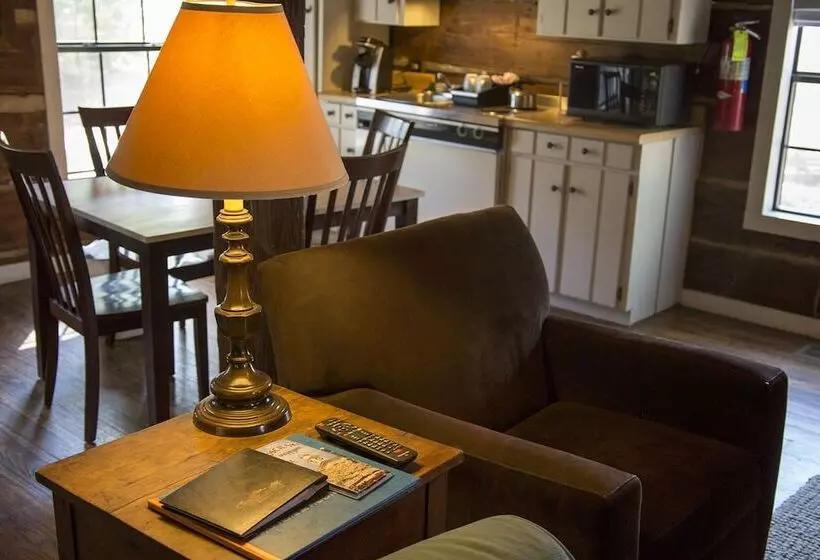 French Camp Bed And Breakfast