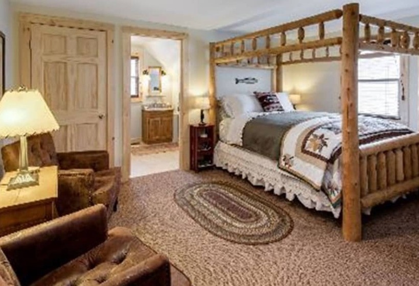 Greenwoods Bed & Breakfast Inn