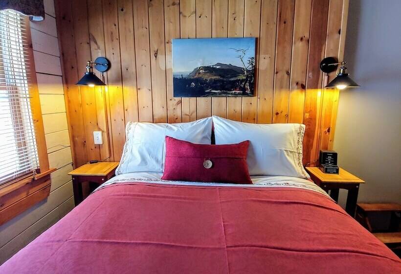 Greenwoods Bed & Breakfast Inn