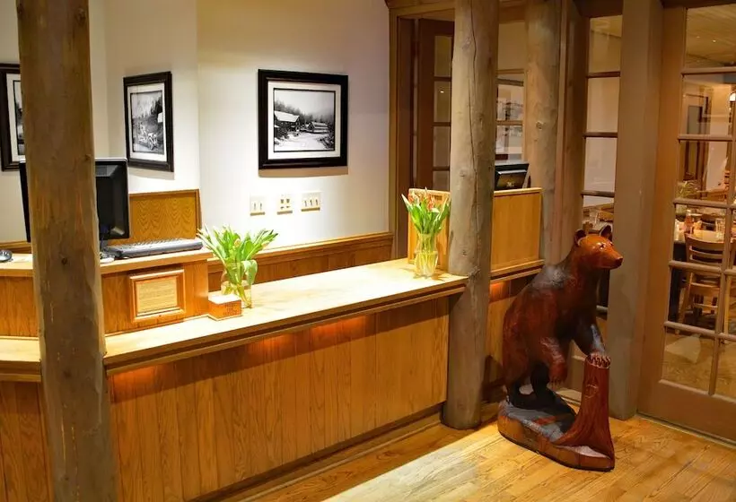 Hotelli National Park Inn