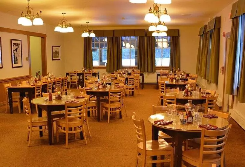 Hotelli National Park Inn