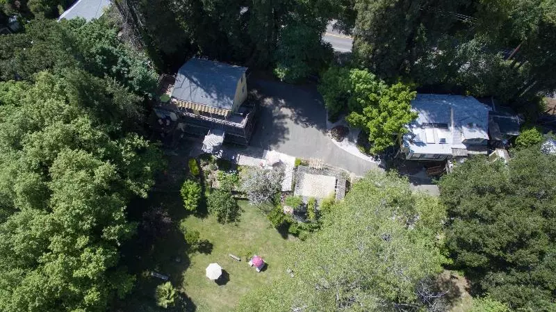 Hotelli River View Garden Resort