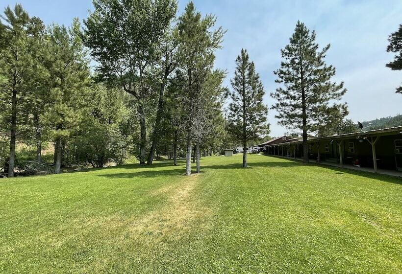 فندق ريفى 7r Guest Ranch