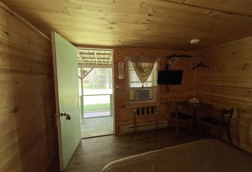 فندق ريفى 7r Guest Ranch