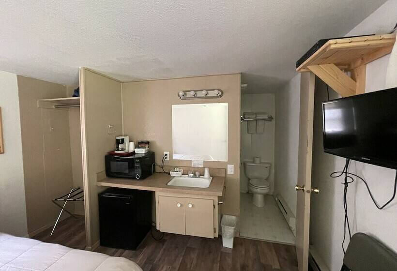 فندق ريفى 7r Guest Ranch