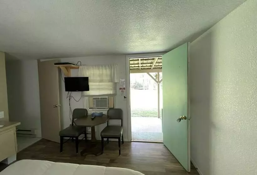 Maaseutuhotelli 7r Guest Ranch