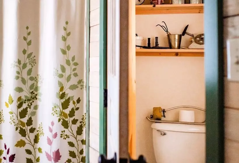 Kettle Moraine Cottage Bed & Breakfast