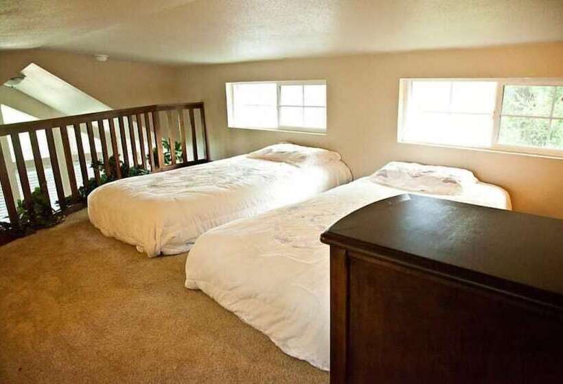 Lillian Farms Bed & Breakfast