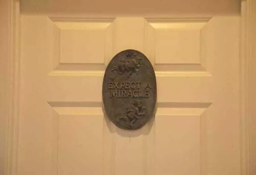 Lillian Farms Bed & Breakfast