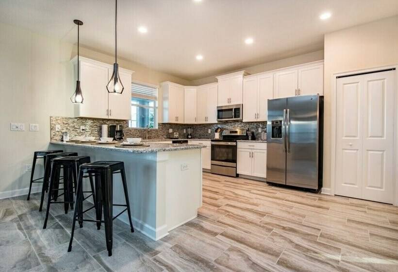 Champions Gate Ihr 4034