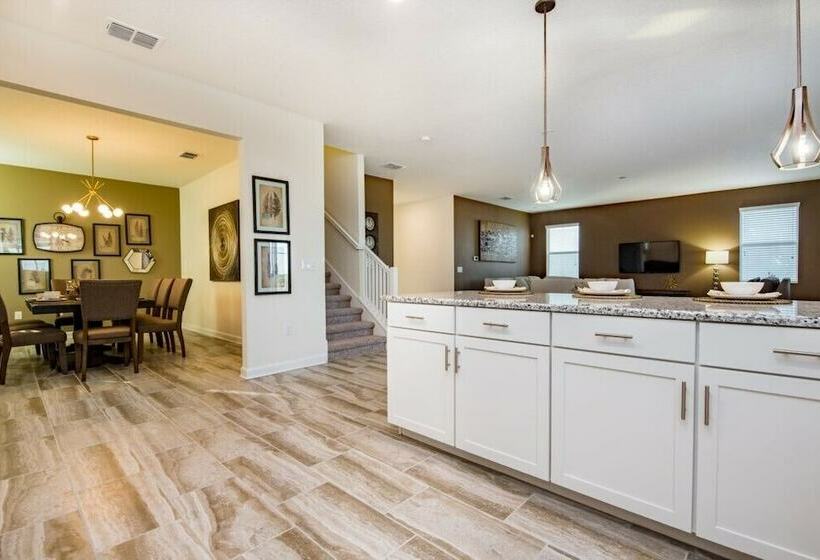 Champions Gate Ihr 4034