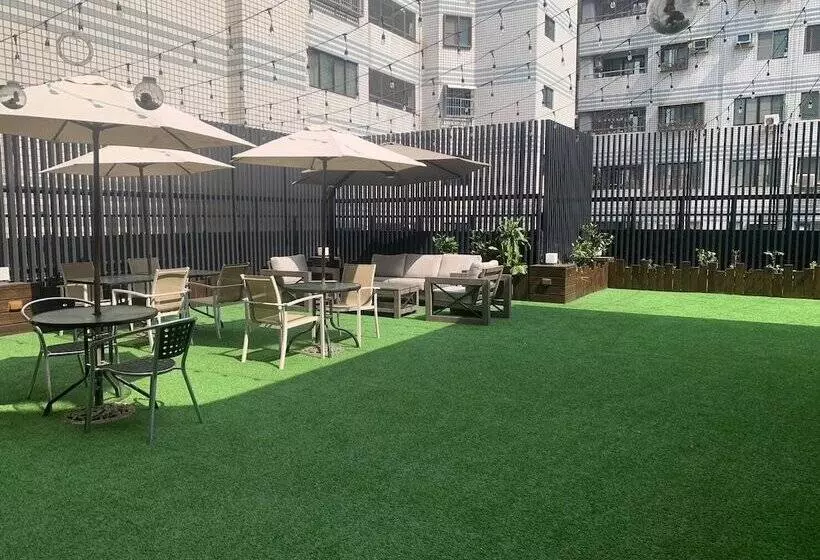 Hub Hotel Kaohsiung Yawan Branch