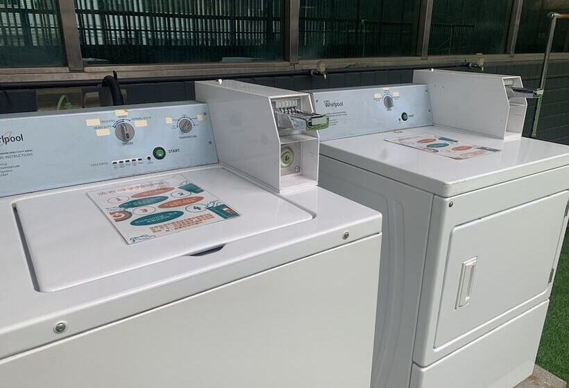 Hub Hotel Kaohsiung Yawan Branch