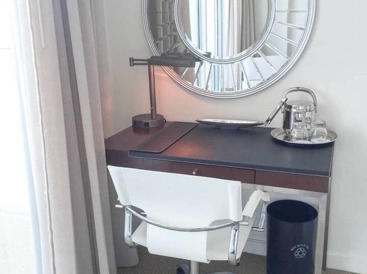 酒店 Ocean, Marina & City View Studio + Balcony #1