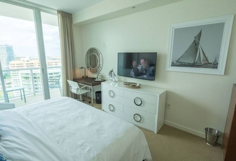 酒店 Ocean, Marina & City View Studio + Balcony #1