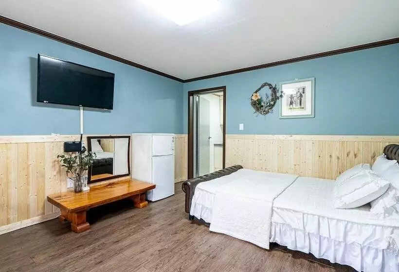 Samcheok Garden Pension