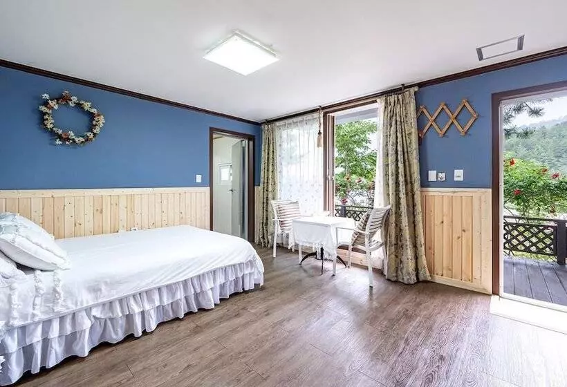 Samcheok Garden Pension