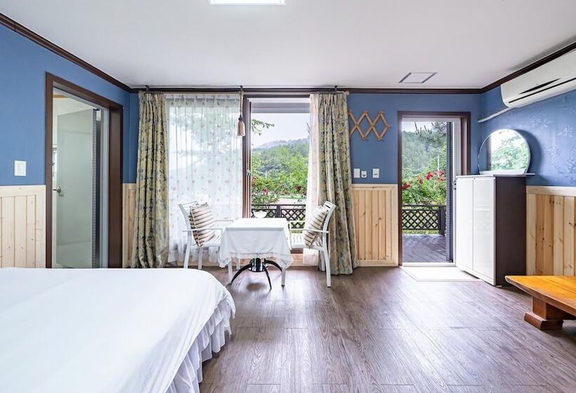 Samcheok Garden Pension