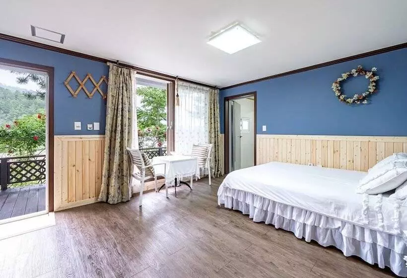 Samcheok Garden Pension