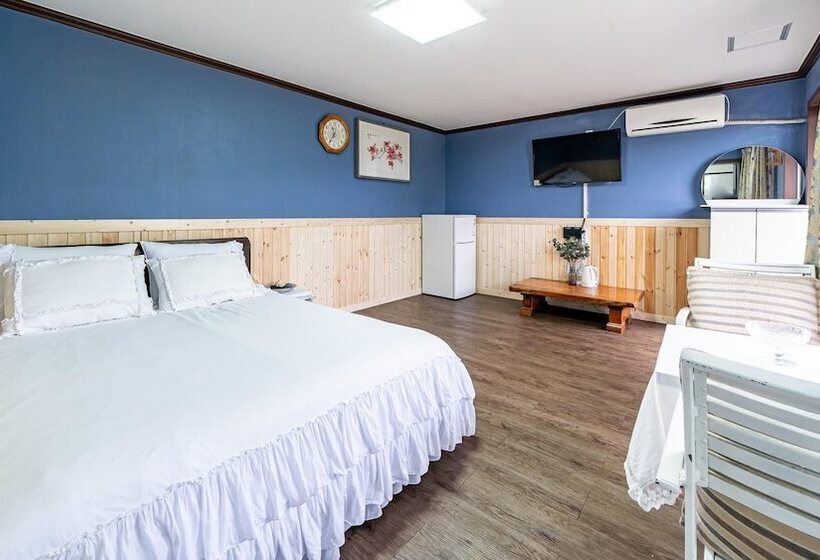 Samcheok Garden Pension